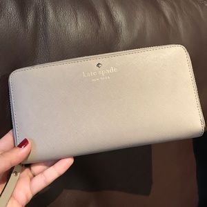 Kate Spade Cameron Street Lacey Cream Wallet